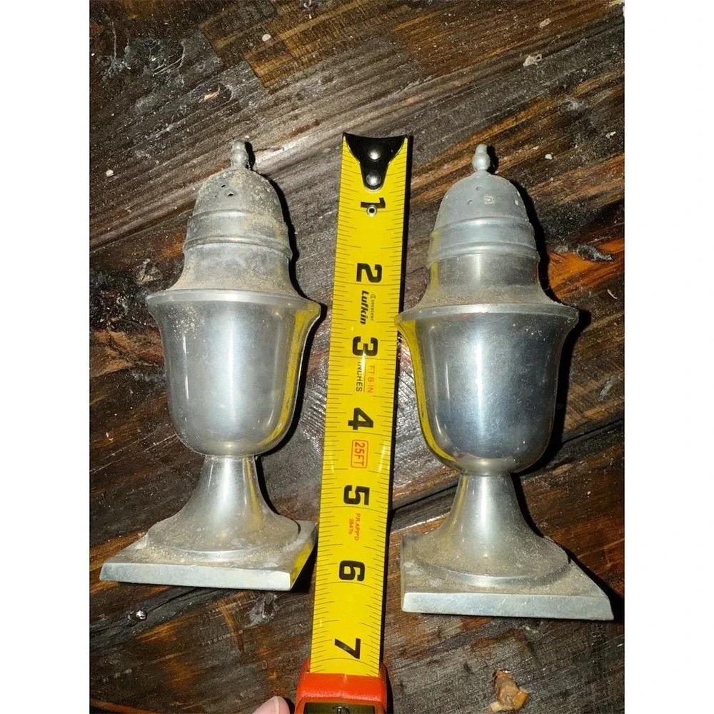 Vintage Stieff Pewter Tulip Salt & Pepper Shakers Set of 2 weighted 7